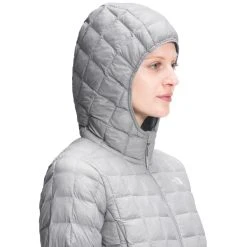 THE NORTH FACE Women’s ThermoBall Eco Hoodie -The North Face shop 2074639 003 alt2