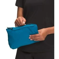 THE NORTH FACE Women’s Flyweight Hoodie -The North Face shop 2075540 407 alt3