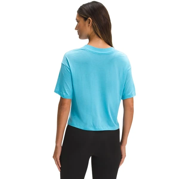 THE NORTH FACE Women’s Short-Sleeve Half Dome Cropped Tee 4 THE NORTH FACE Women’s Short-Sleeve Half Dome Cropped Tee - Image 2